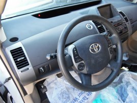 2005 Toyota Prius White 1.5L AT #Z23465